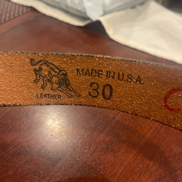 Vintage Leather Floral Tooled Belt with solid brass buckle - Picture 3 of 15